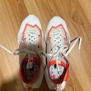 Nike White and Red Women's Sneakers